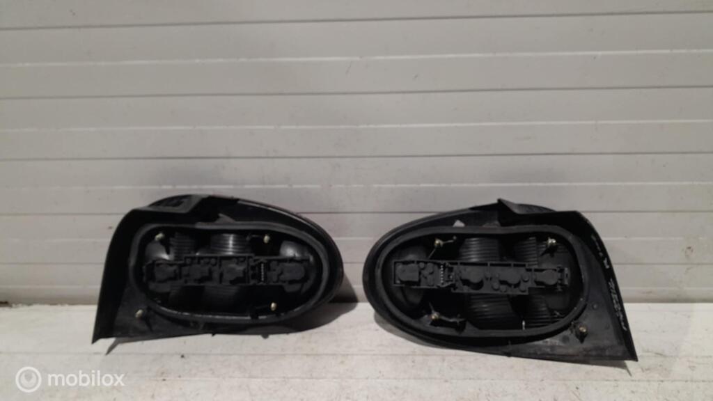 Achterlicht Renault Megane cabrio, Gebruikt, Ophalen of Verzenden