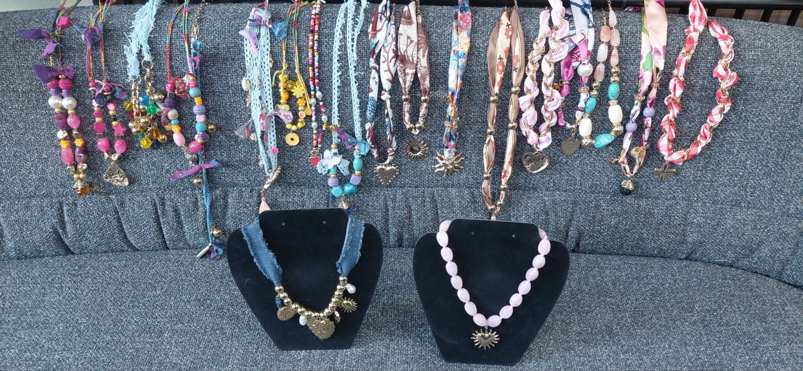 20 ibiza kettingen (partij) sieraden, Ophalen of Verzenden, Overige materialen
