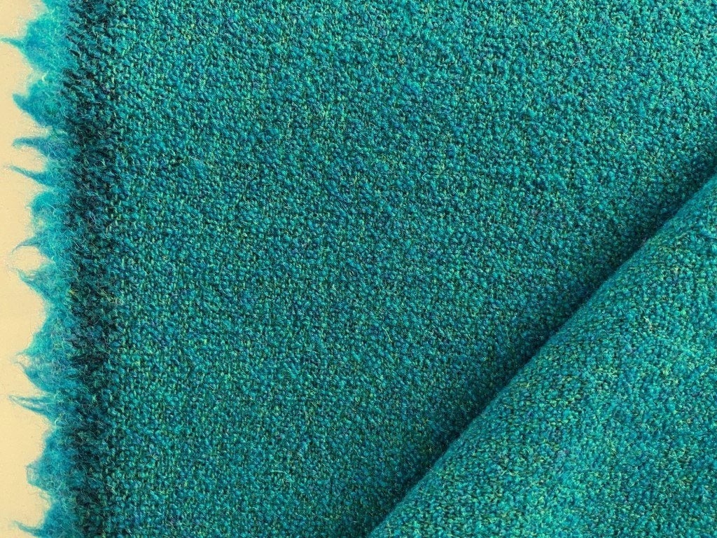 Kvadrat Tundra 2; turquoise; restant meubelstof, Hobby en Vrije tijd, Stoffen en Lappen, Wol, Blauw, 120 cm of meer, Nieuw