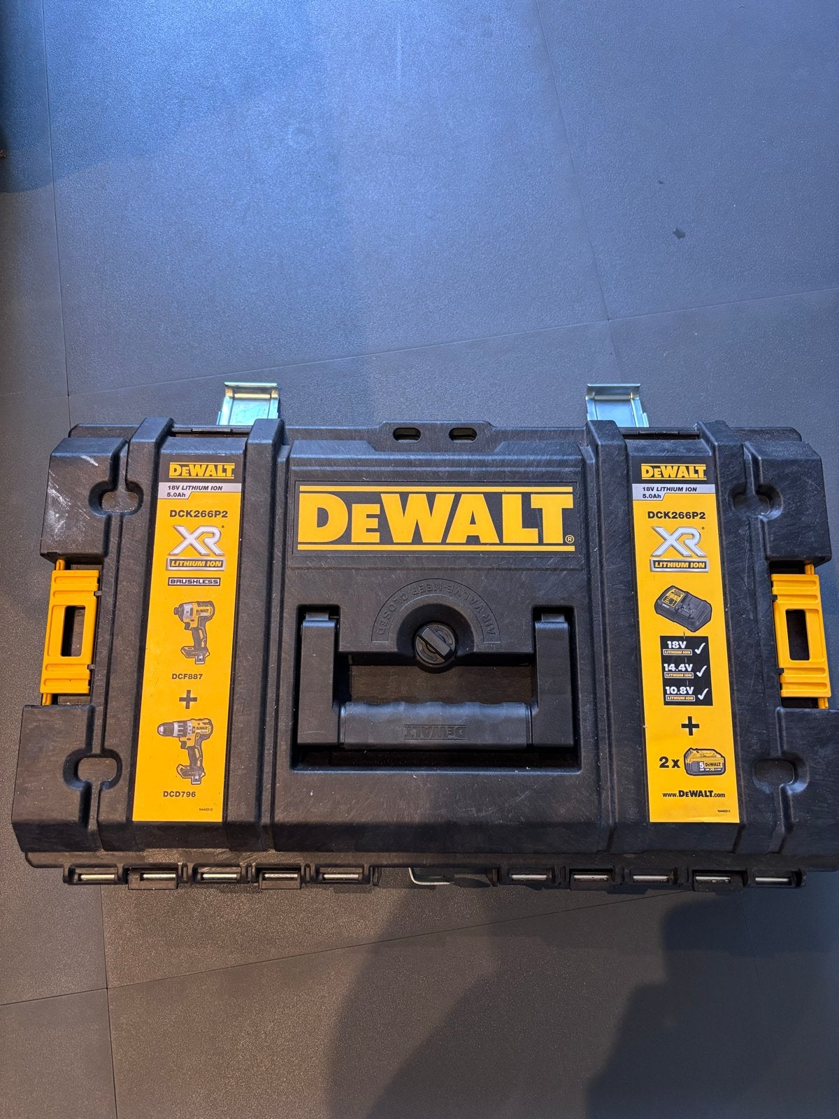 (Nieuw)Dewalt TSTAK Gereedschapskoffer voor DCK266P2 set, Ophalen of Verzenden, Zo goed als nieuw
