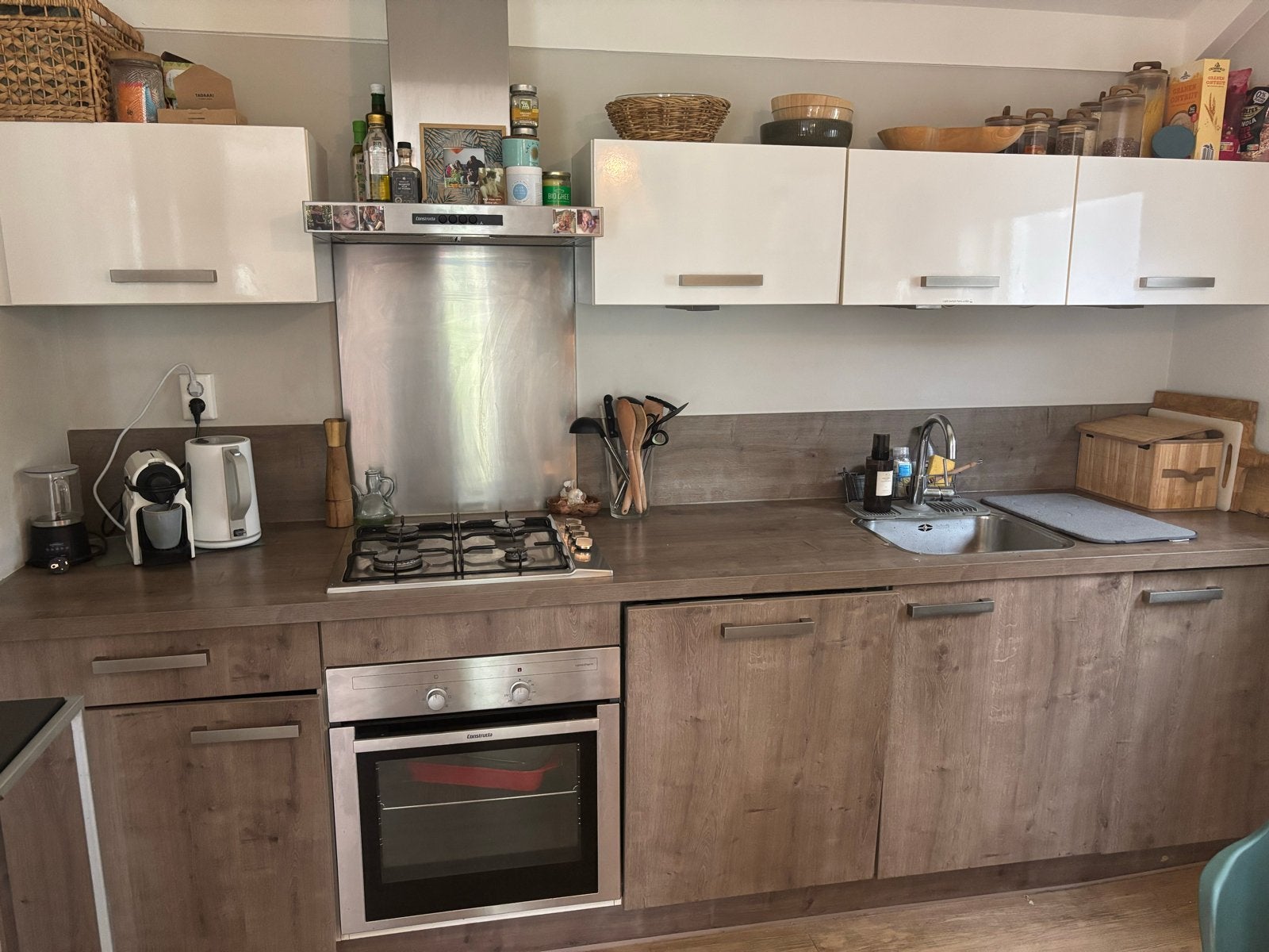 Complete keuken te koop incl apparatuur ! Super PRIJS, Ophalen, Gebruikt, Bruin, Enkelwandige keuken