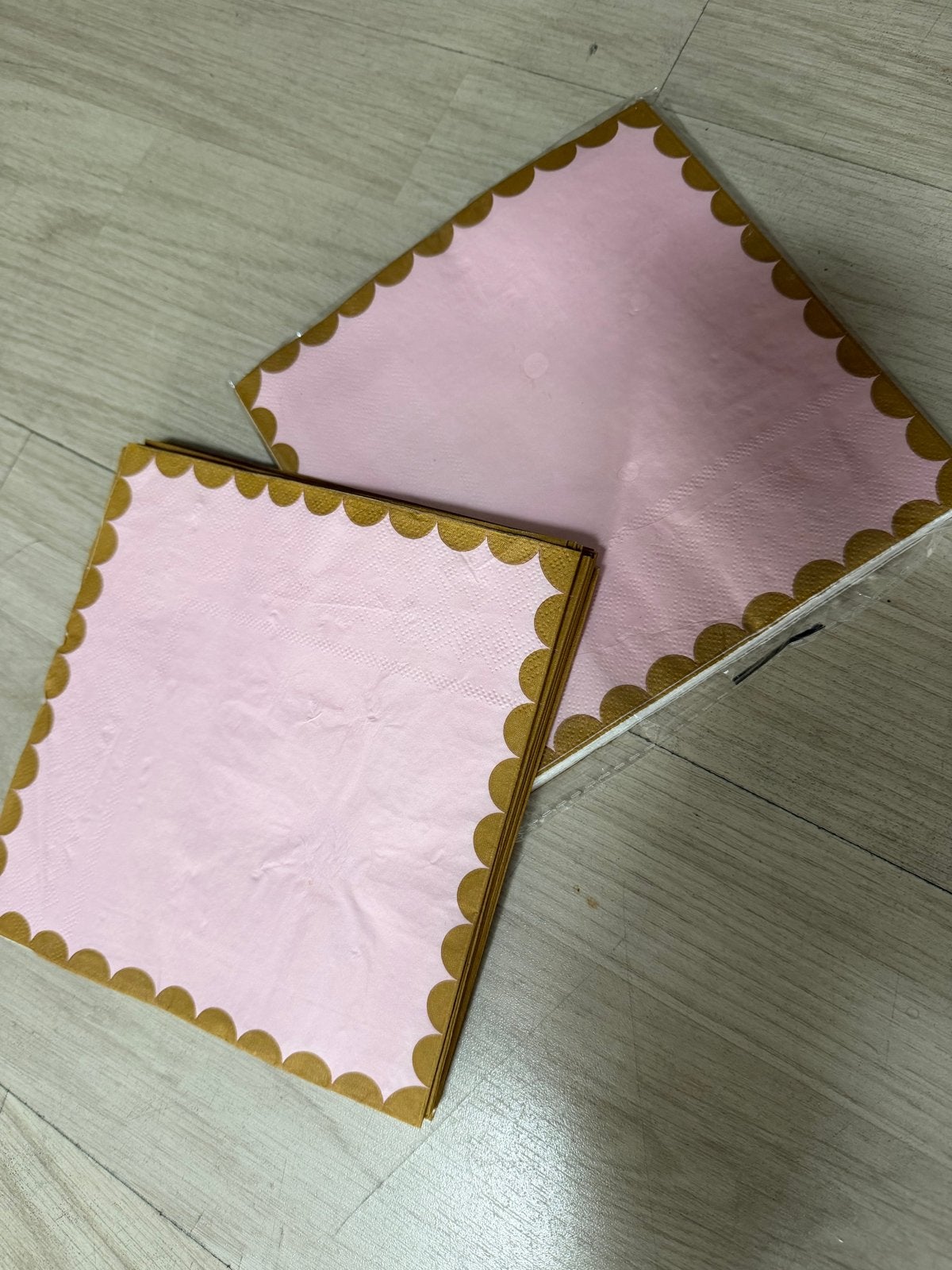 Servetten pakket - Roze met goud en Croissant design, Ophalen, Nieuw