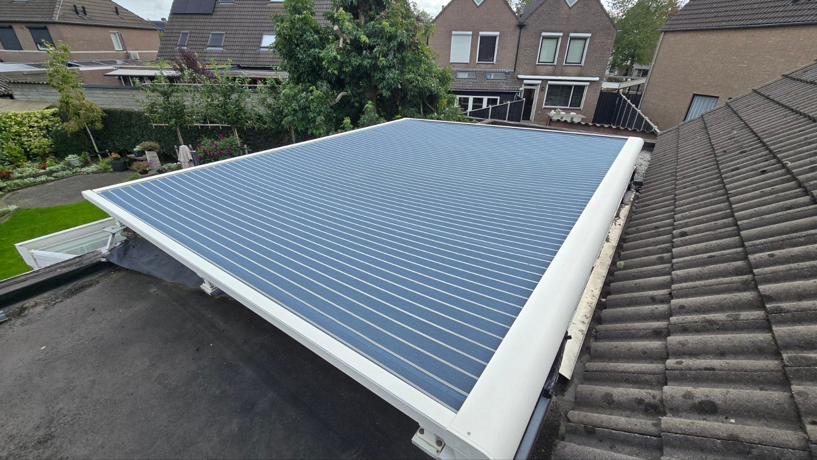 Zo goed als nieuwe serrezonwering 4690x3800mm RAL 9010, Tuin en Terras, Zonneschermen, Ophalen, Overige typen, 450 cm of meer