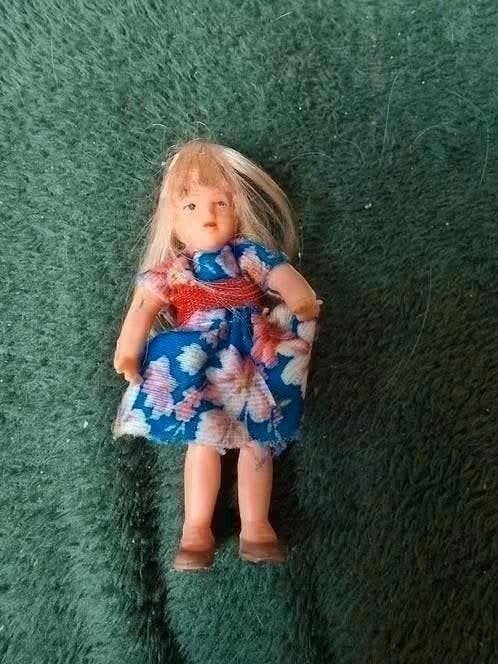 Ari popje 8 cm, Verzamelen, Poppen, Ophalen of Verzenden