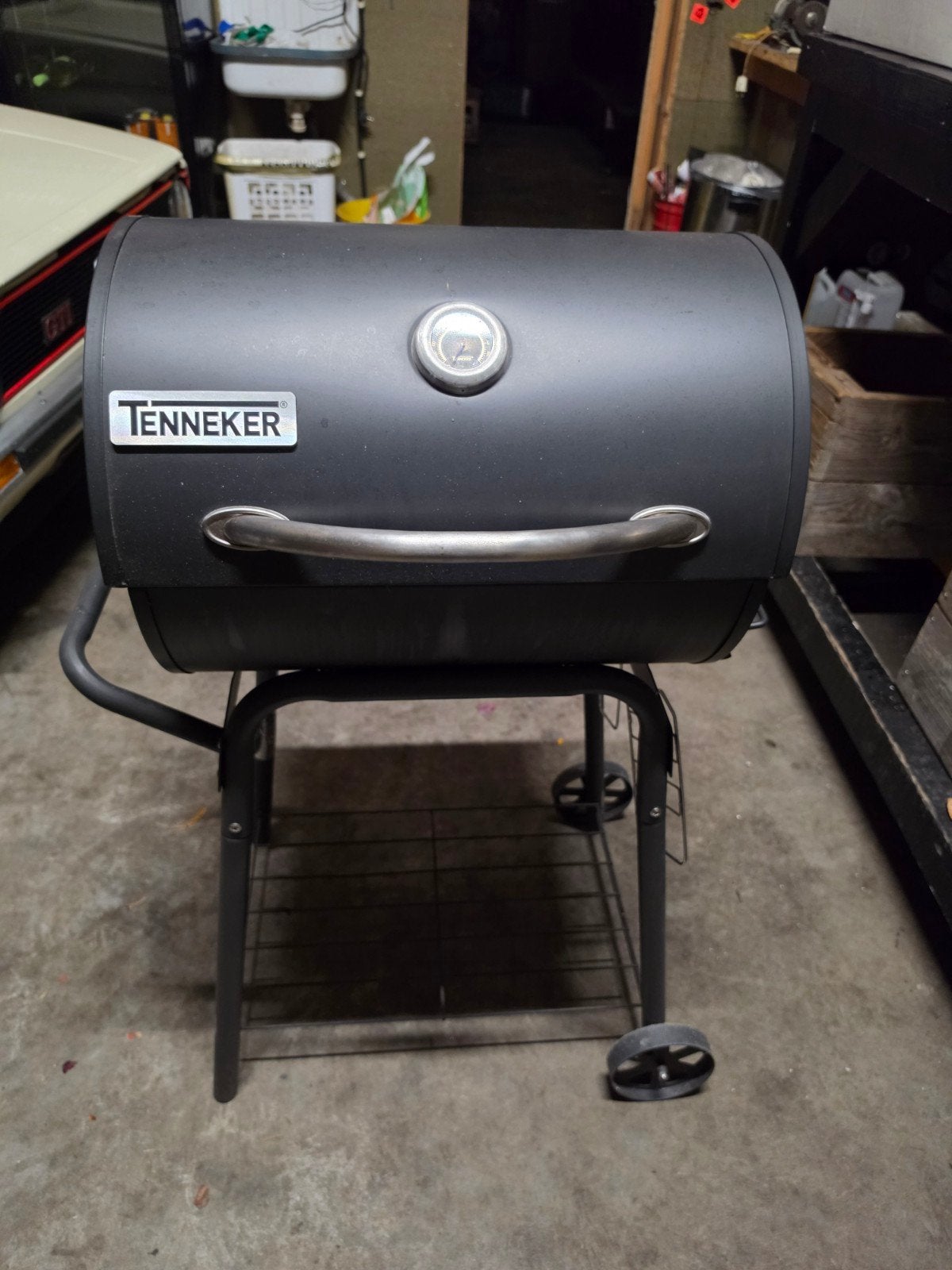 Tenneker BBQ Houtskoolbarbecue met wielen, Ophalen, Gebruikt, Tenneker