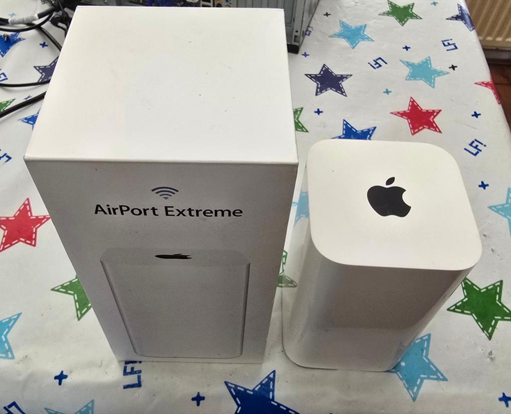 Apple AirPort Extreme Router - Zo goed als nieuw, Ophalen of Verzenden, Zo goed als nieuw, Router, Apple