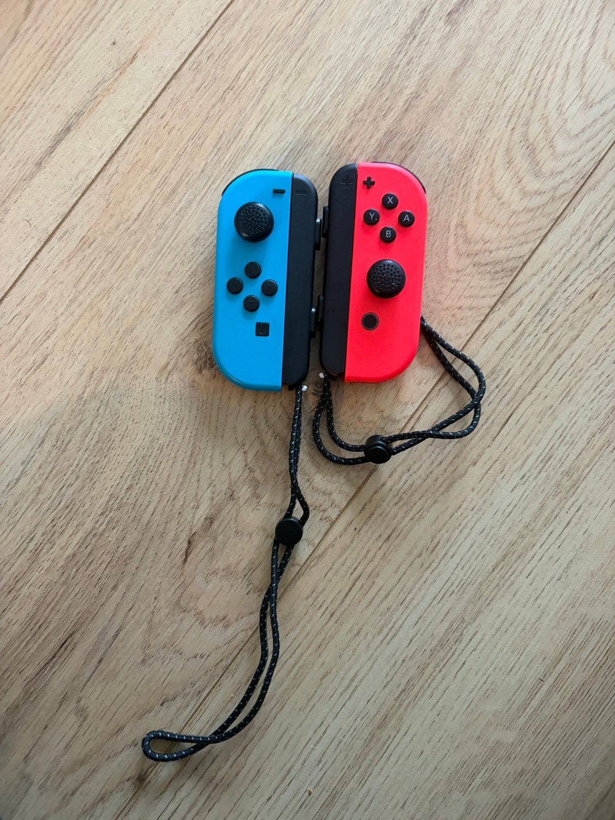 Nintendo Switch Joy-Cons (Blauw & Rood) - Zo goed als nieuw, U, Ophalen of Verzenden, Zo goed als nieuw, H