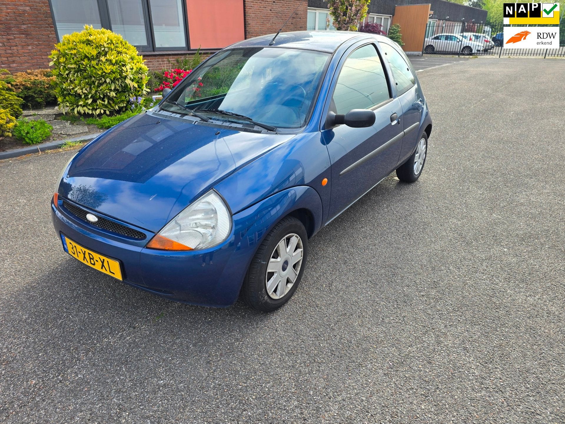 Ford Ka 1.3 Futura Airco Boekjes Nap nieuwe apk, Auto's, Ford, Voorwielaandrijving, 1299 cc, Gebruikt, 31 €/maand