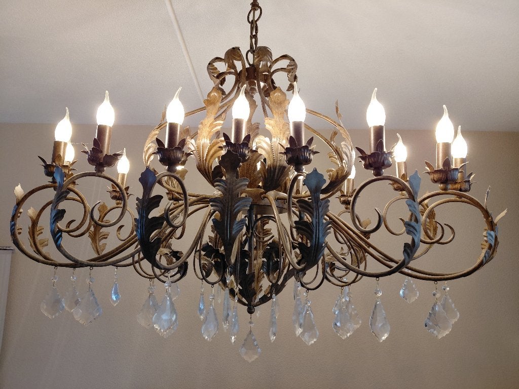 Grote antieke kroonluchter met 12 armen en kristallen, Ophalen, Gebruikt, E14 (klein), Glas