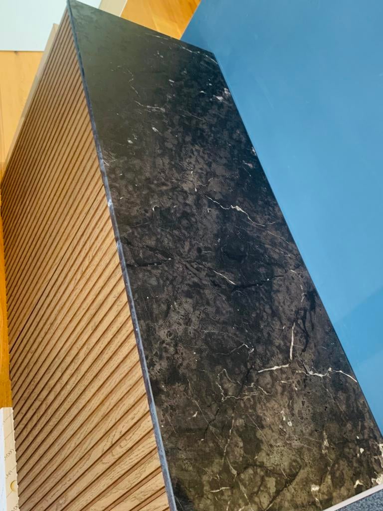 IKEA BESTÅ marmer blad 120x64 TOP plaat donker marmer, Ophalen, Zo goed als nieuw