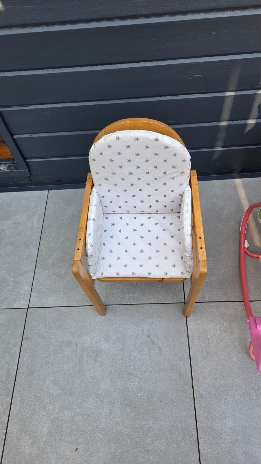 Houten kinderstoel met sterrenkussen, Kinderen en Baby's, Ophalen, Gebruikt