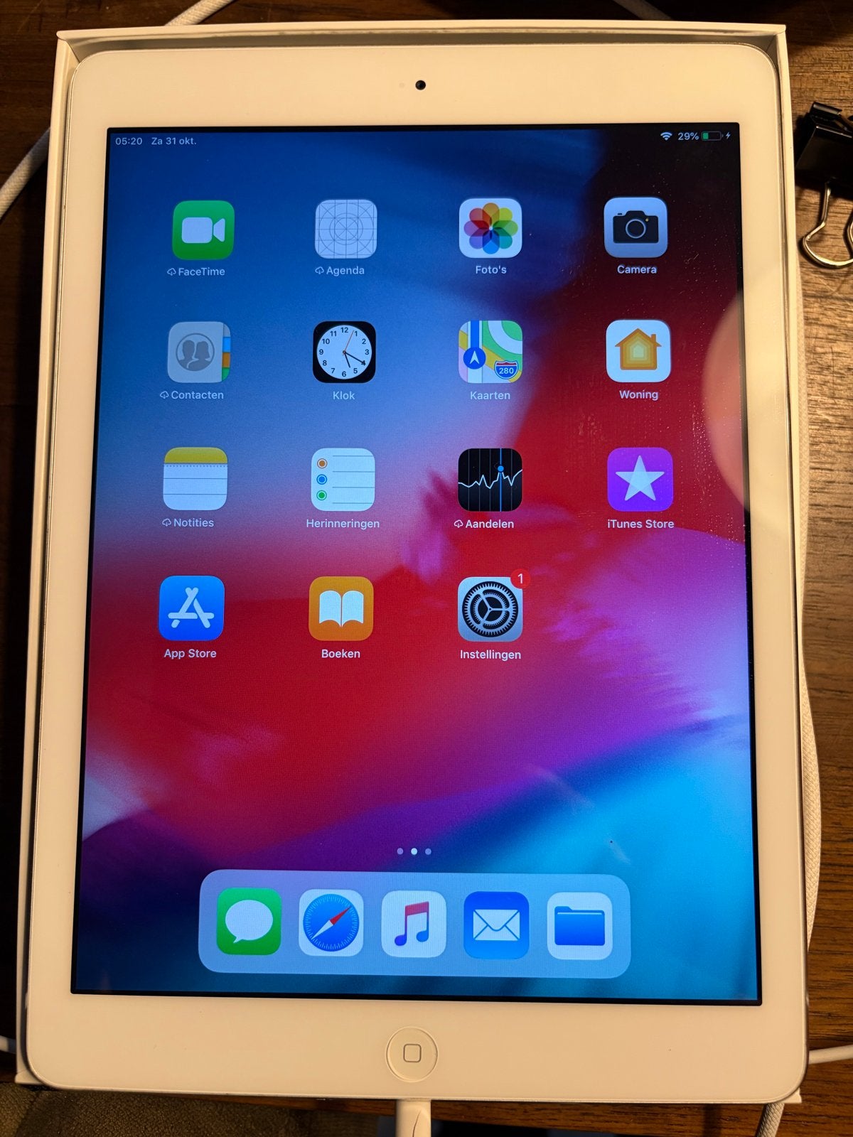 Apple iPad Air 16GB Wi-Fi Zilver. Zeer goede staat, Computers en Software, 10 inch, Apple iPad Air, Ophalen of Verzenden, Zo goed als nieuw