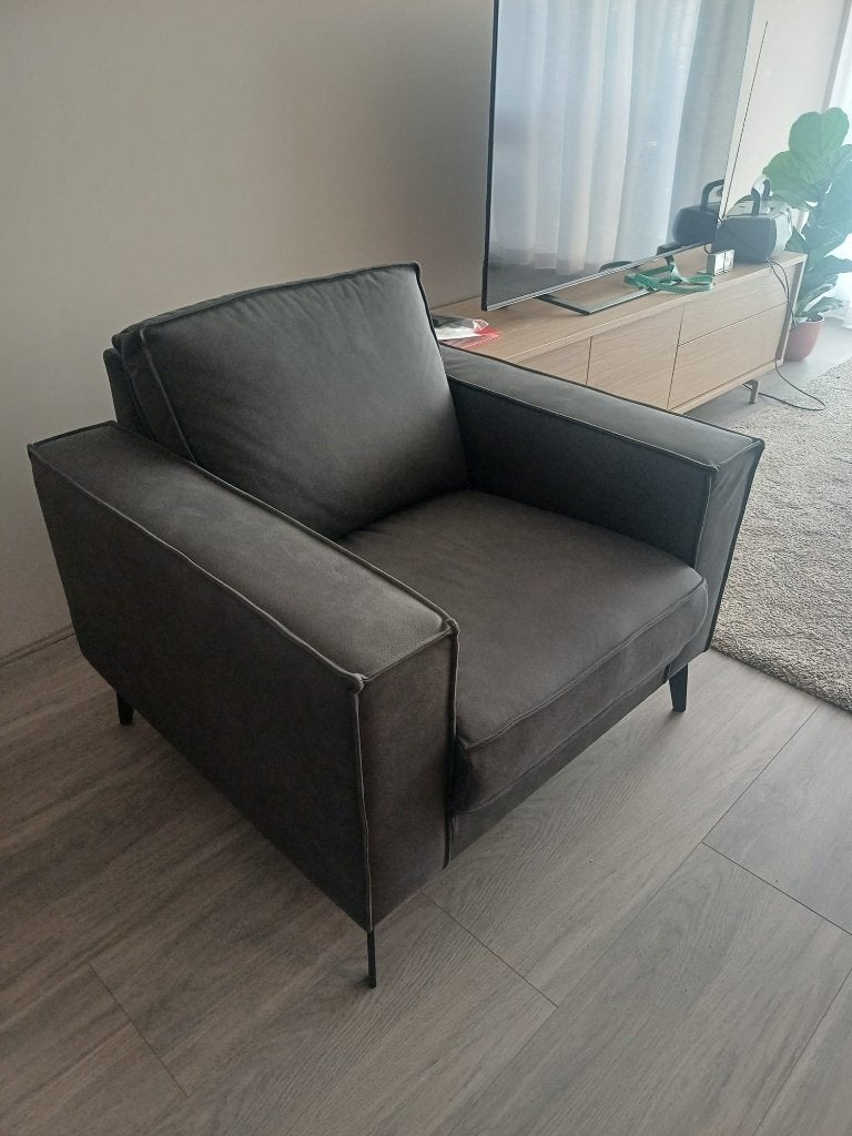 Pronto Barrio een-zits bank met stof python., Huis en Inrichting, Ophalen, Modern met klassieke stijl, Eenpersoons, Nieuw
