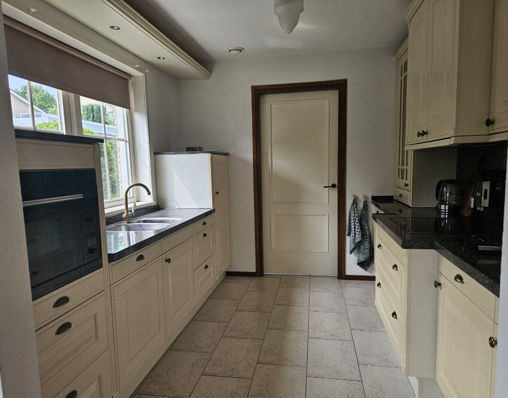 Complete keuken met Siemens apparatuur granieten aanrecht, Ophalen, Gebruikt, Graniet of Steen, Dubbelwandige keuken