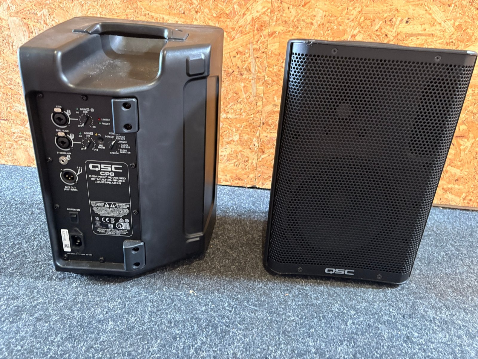2x QSC CP8 speakerset met hoezen, eventueel met K-Sub, Speakerset, Zo goed als nieuw, Ophalen, 150 watt of meer