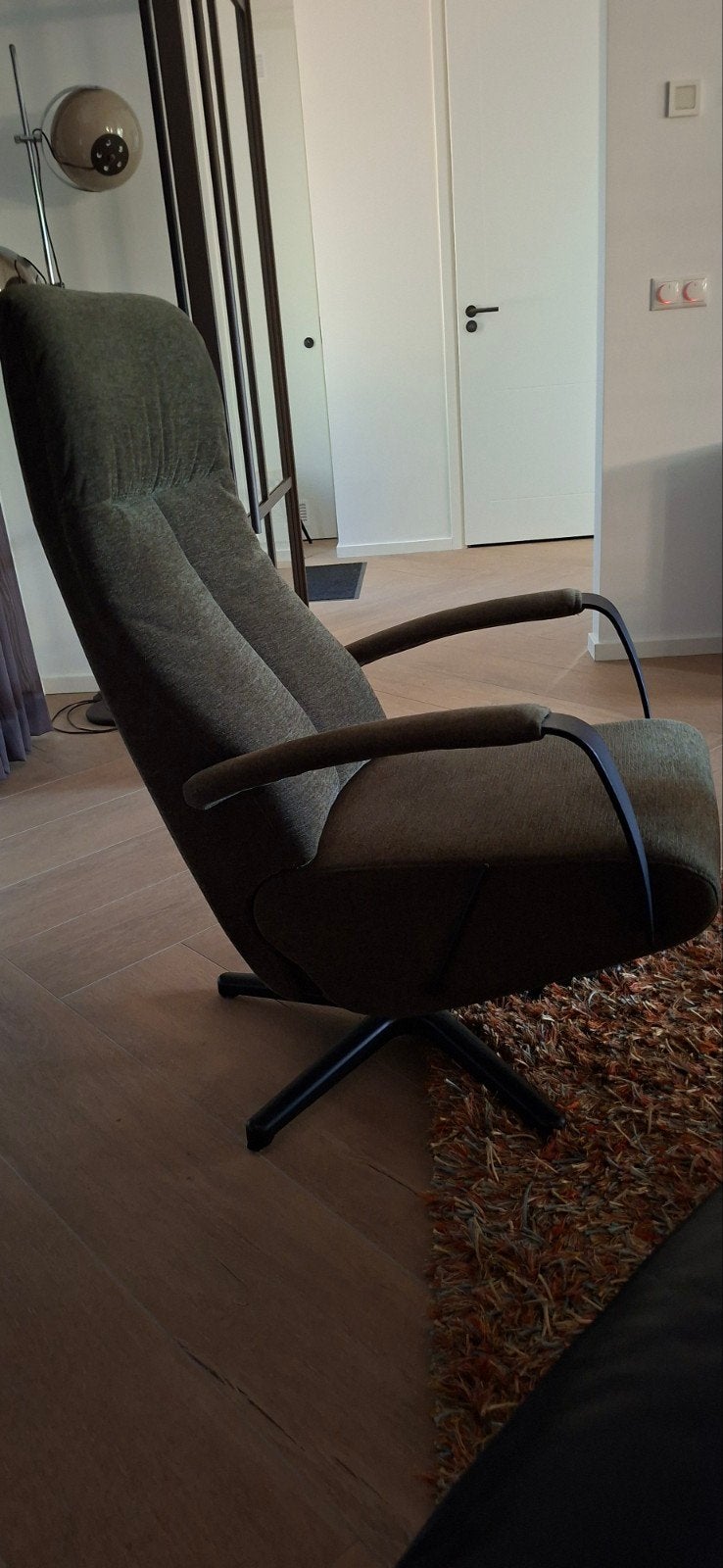 Comfortabele relaxfauteuil - Groen stoffen bekleding, Ophalen, Gebruikt, Overige kleuren, Modern comfort