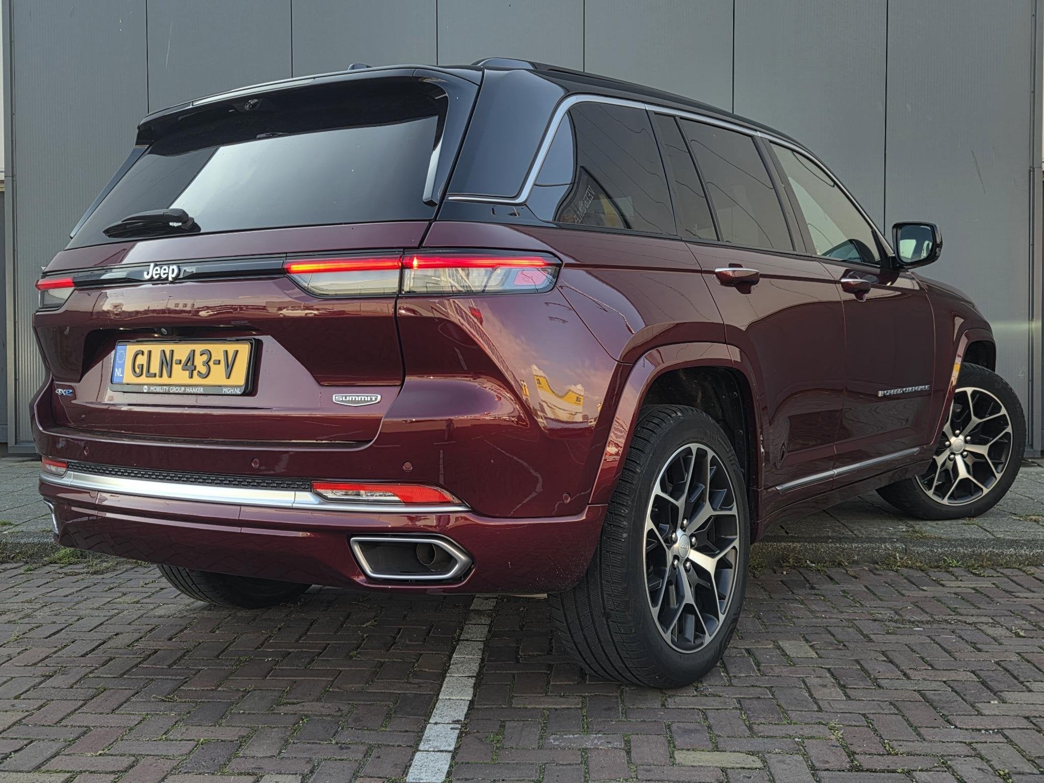 Jeep Grand Cherokee 2.0 Summit Reserve 4xe | Apple-Android |, Auto's, Automaat, 4 cilinders, Vierwielaandrijving, 2332 kg