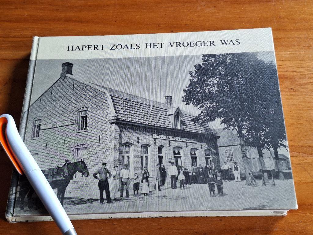 Hapert zoals het vroeger was., Boeken, Ophalen of Verzenden, Gelezen