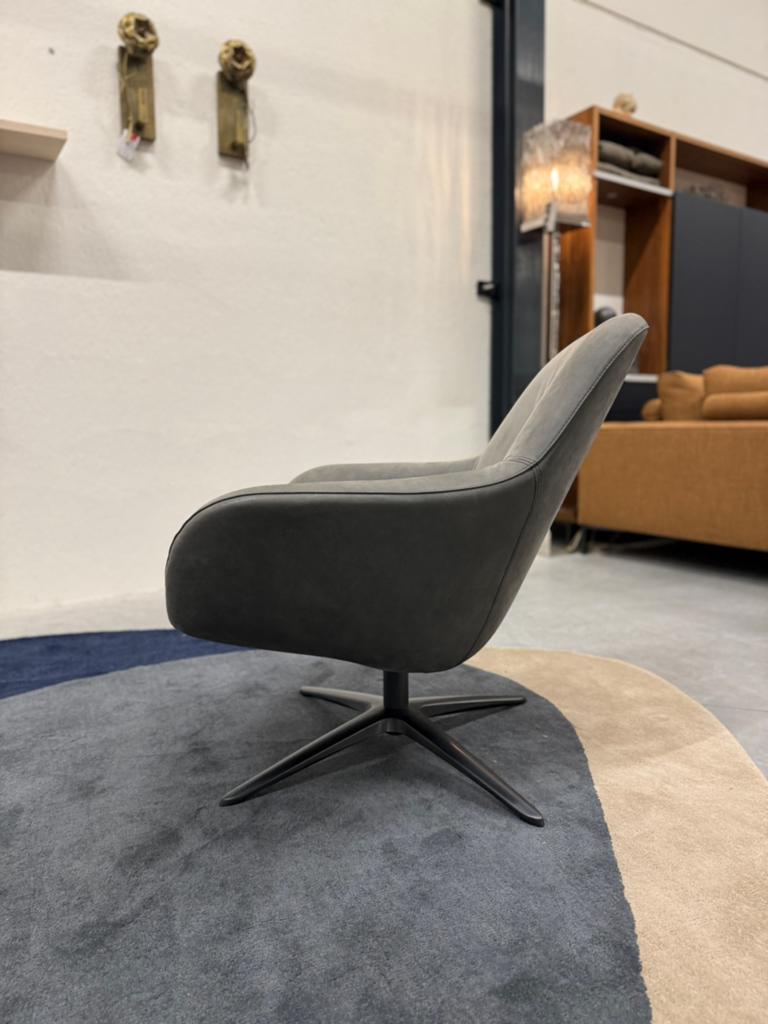 Showmodel Pode Spot Draaifauteuil Danza leer Design stoel, Evidence Leolux, Nieuw, Ophalen of Verzenden, Pode