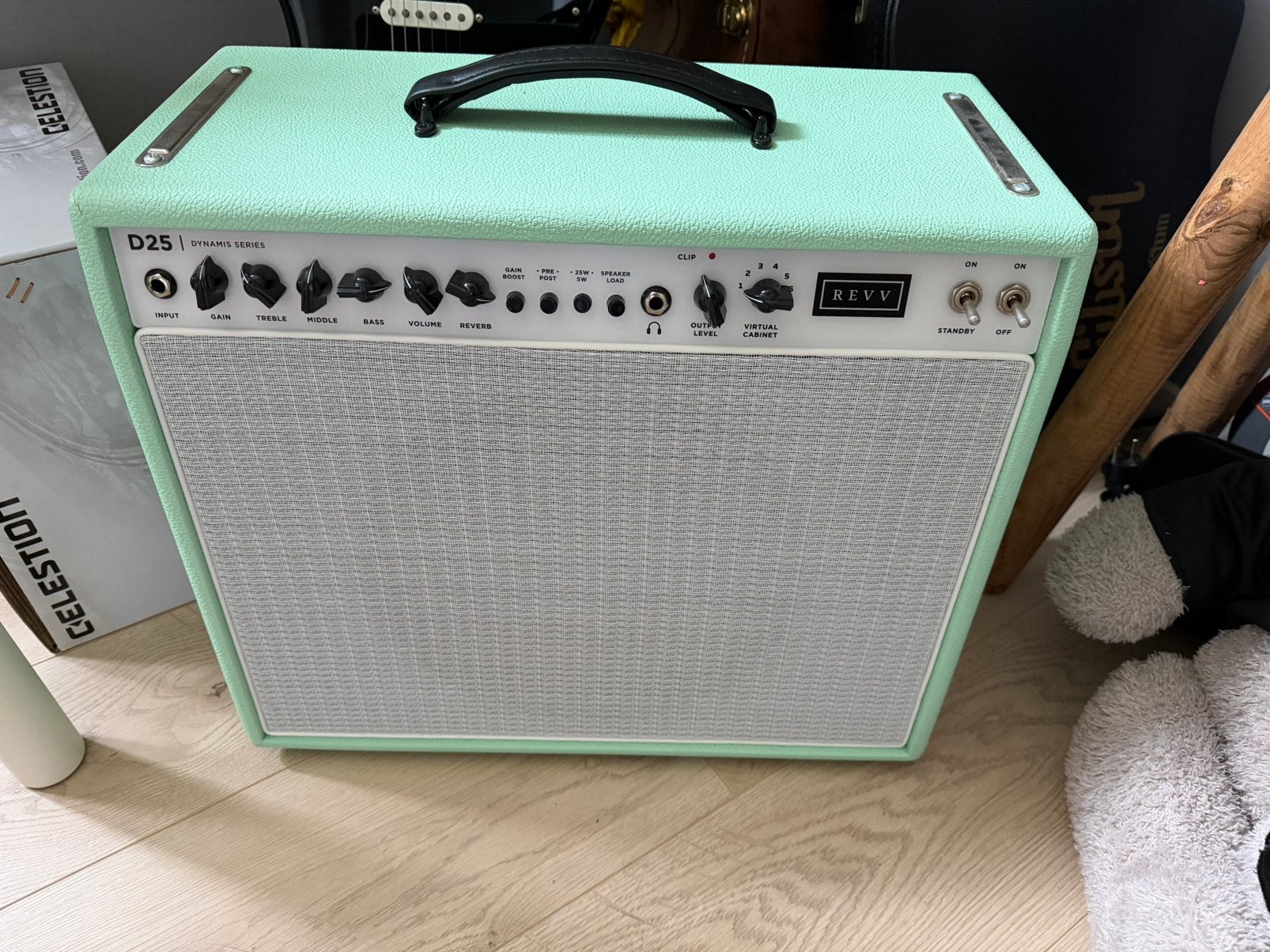 Revv D25 Dynamis Seafoam Green, Ophalen, Zo goed als nieuw, Minder dan 50 watt