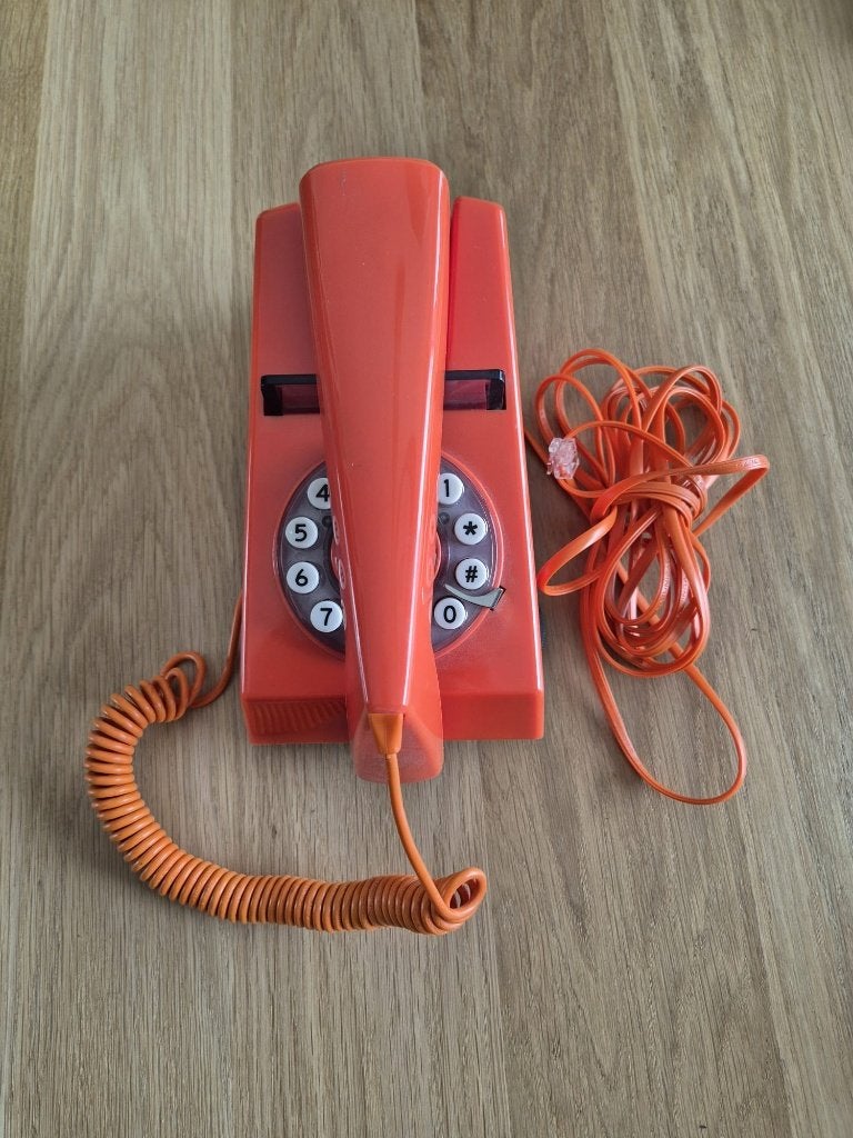 Retro draaischijf telefoon koraal, Ophalen of Verzenden