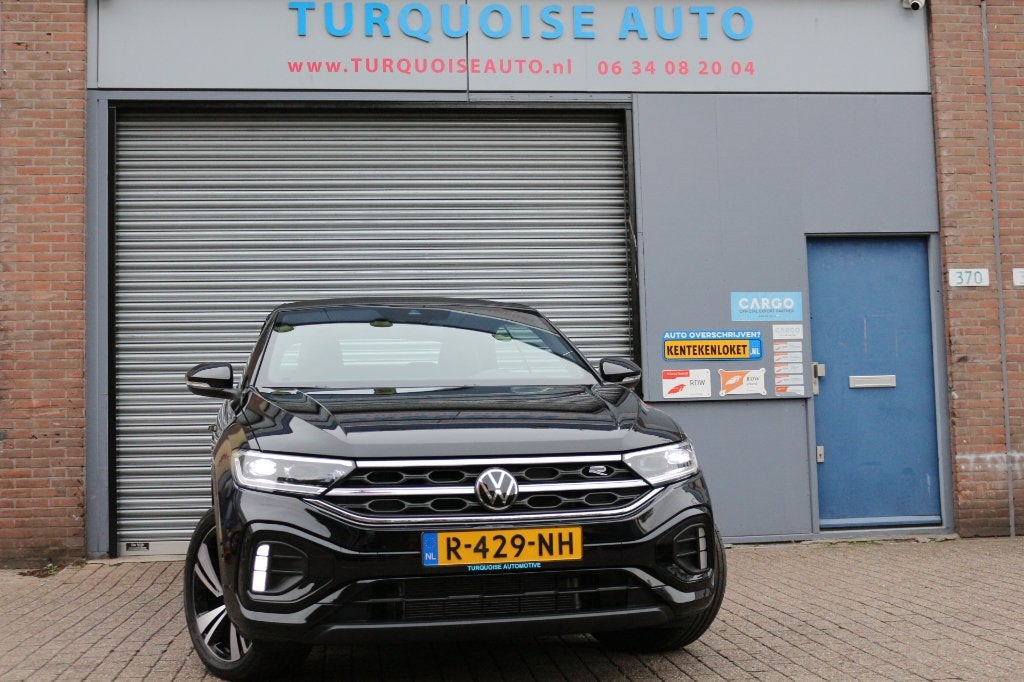 VW T-ROC CABRIO R-LINE 1.5 TSI 150 PK DSG LED XENON 2022, Auto's, Dealer onderhouden, 15 km/l, 4 cilinders, 4 stoelen