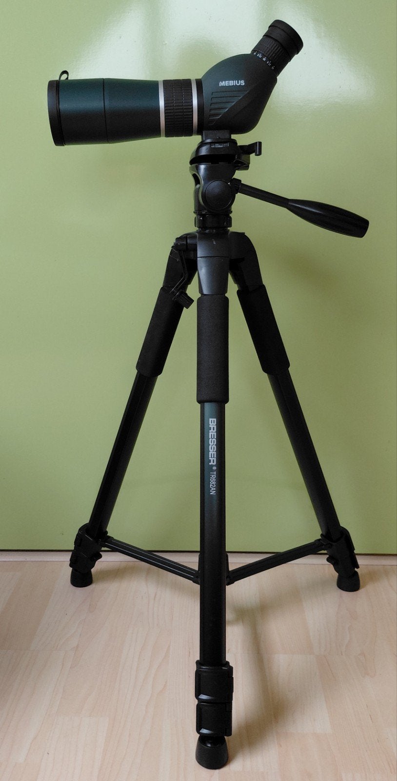Mebius spotting scope met statief en toebehoren., Ophalen, Lenzentelescoop (refractor), Met statief, Zo goed als nieuw