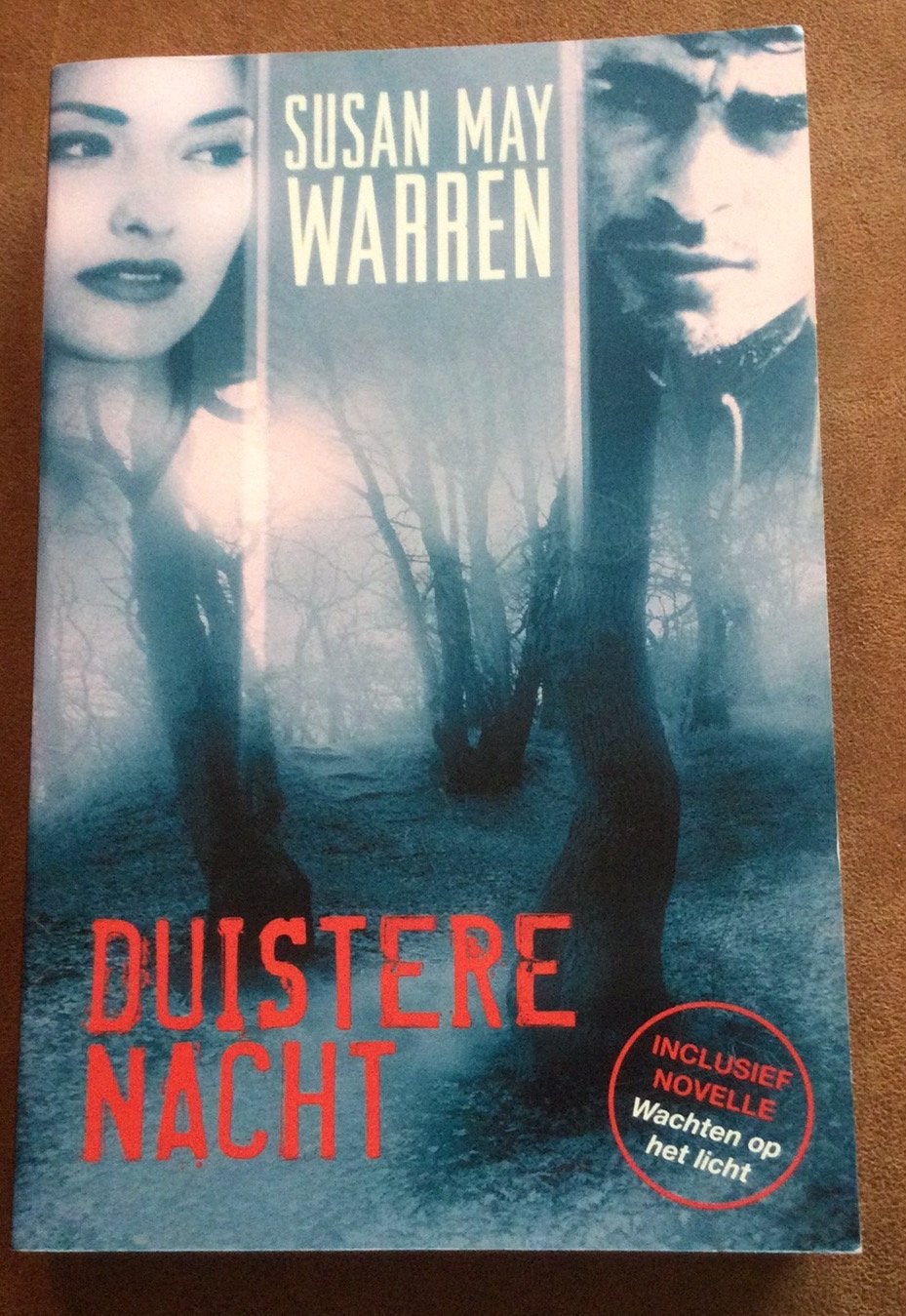 Duistere Nacht - Susan May Warren (Thriller), Boeken, Ophalen of Verzenden, Zo goed als nieuw, Nederland