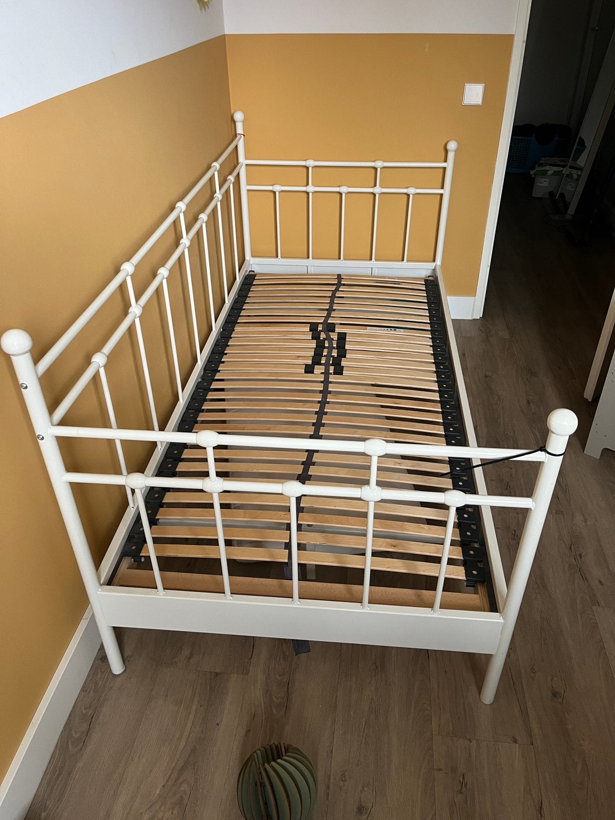 Ledikant met lattenbodem, Huis en Inrichting, Slaapkamer | Bedden, Ophalen, Gebruikt, 90 cm, Eenpersoons