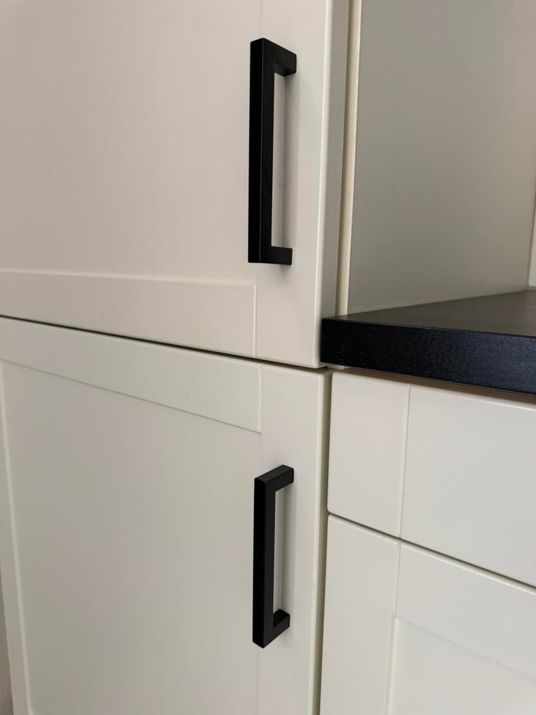 Zwarte keuken handgrepen 13 cm, Minder dan 50 cm, Ophalen of Verzenden, Zo goed als nieuw, Minder dan 25 cm