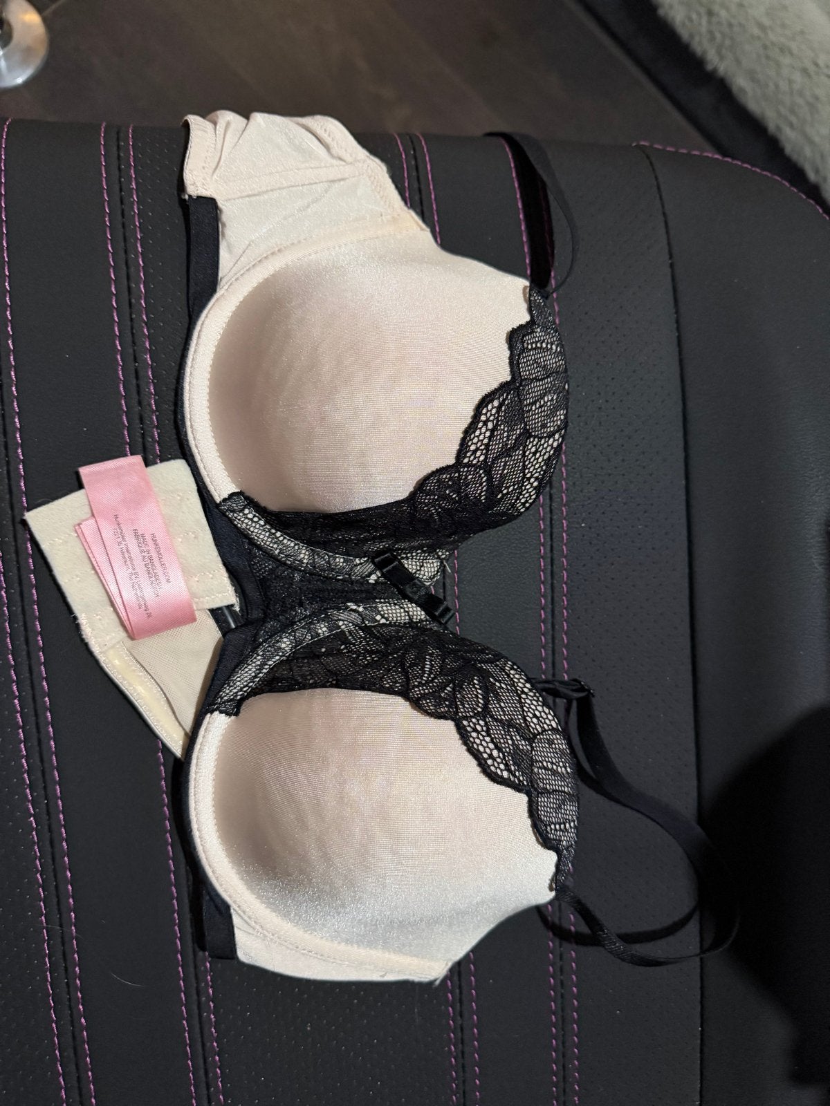Hunkemöller BH 80B met kant en bijpassende jarretel, Verzenden, Meerkleurig, BH