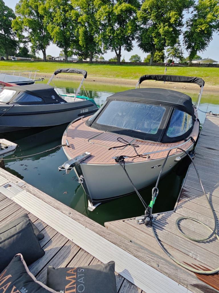 Maxima 730i 52 pk diesel. 2022. ( Zeer zuinig)., Watersport en Boten, Sloepen, Tender, Binnenboordmotor, Diesel, Zo goed als nieuw