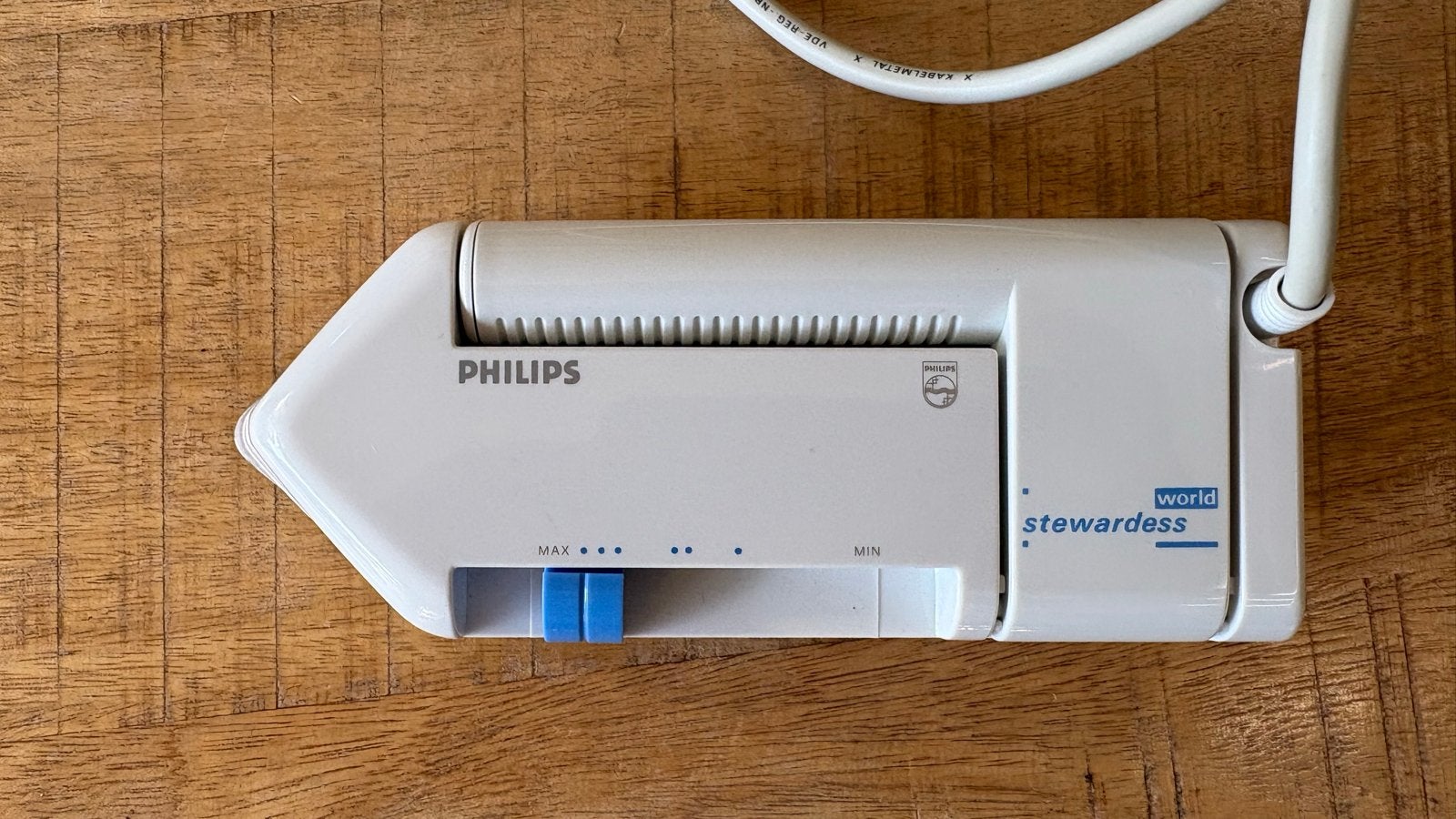 Philips World Stewardess Reisstrijkijzer HD 1301/B, Witgoed en Apparatuur, Strijkijzers en Strijkplanken, Zo goed als nieuw, Strijkijzer met snoer