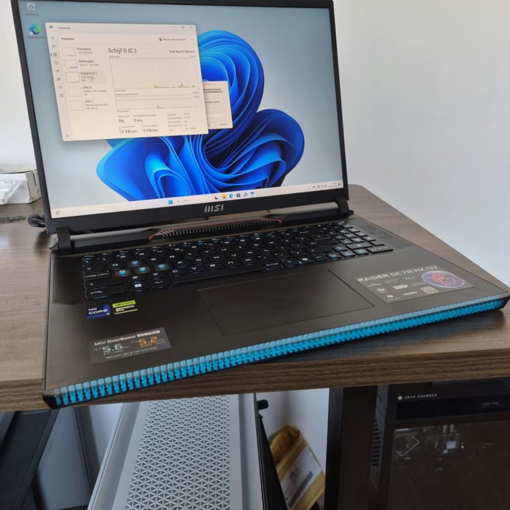 MSI Raider GE78HX (RTX 4090 & i9-13980HX & 4TB QWERTY), DTGParts.Business@gmail.com, Refurbished, Ophalen of Verzenden, SSD