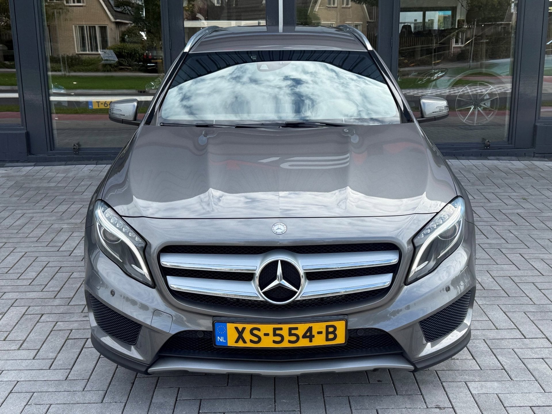 Mercedes-Benz GLA-klasse 200 AMG Leder Automaat Led Camera, Gebruikt, Euro 6, 715 kg, Navigatiesysteem