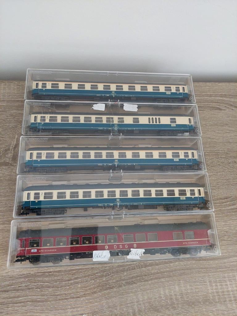 Fleischmann sneltreinrijtuigen DB 5611K 5612K, Gelijkstroom, Fleischmann, Wagon, Ophalen of Verzenden