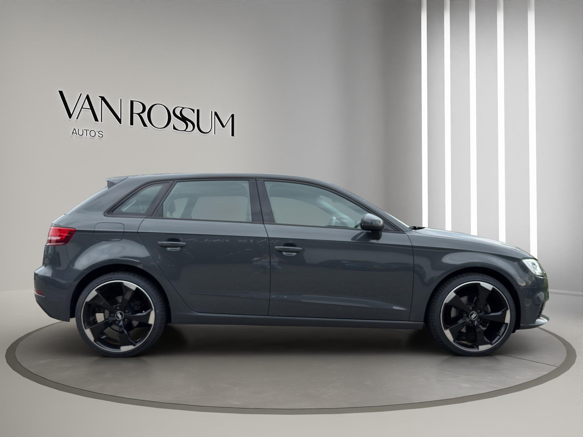 Audi A3 Sportback 30 TFSI | Navi | Parkeersensors V+A | Airc, Voorwielaandrijving, Gebruikt, 1165 kg, 116 pk