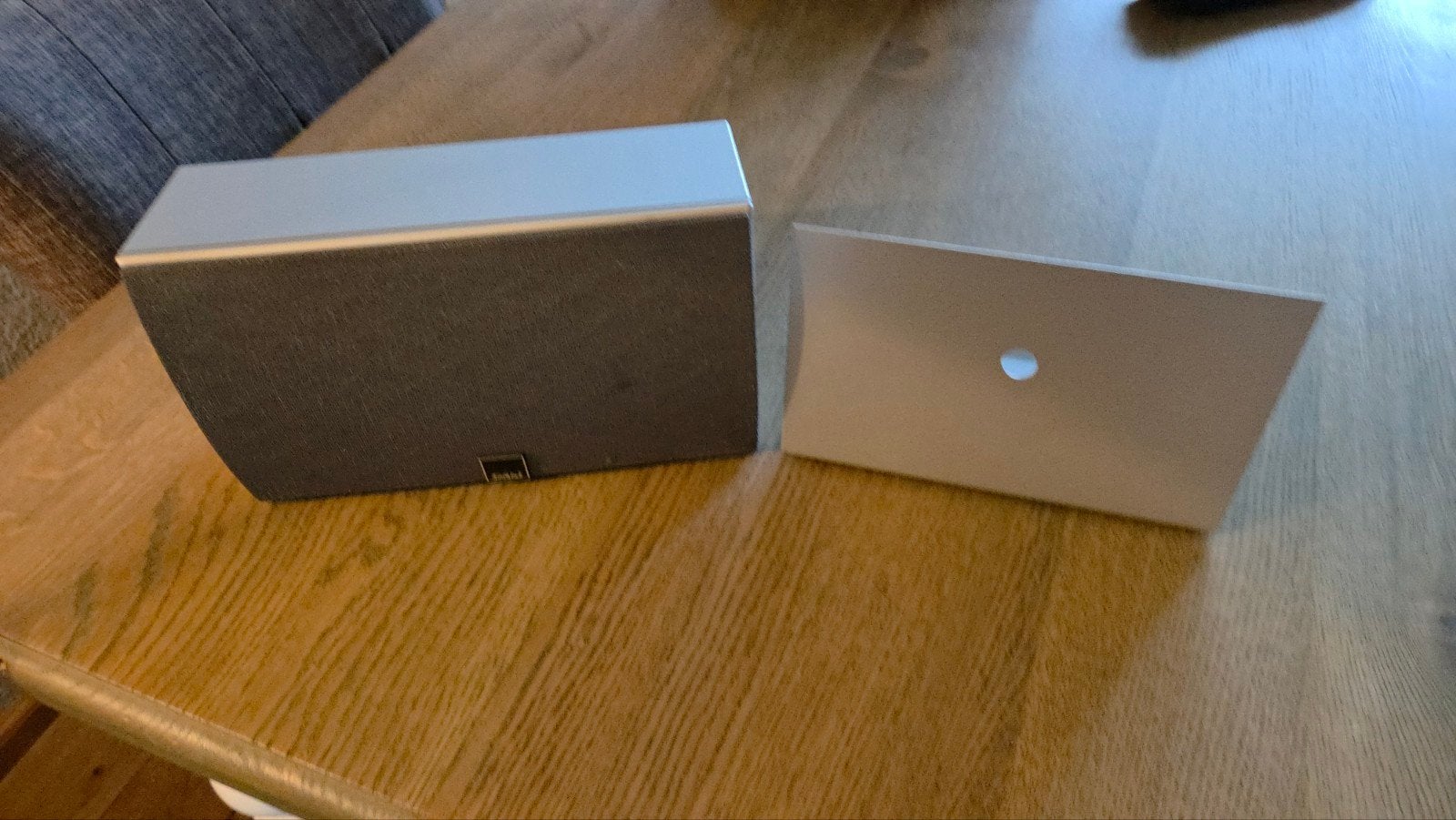 Dali Lektor LCR Center Speaker - Zilver/Grijs, Overige merken, Ophalen of Verzenden, Zo goed als nieuw, 60 tot 120 watt