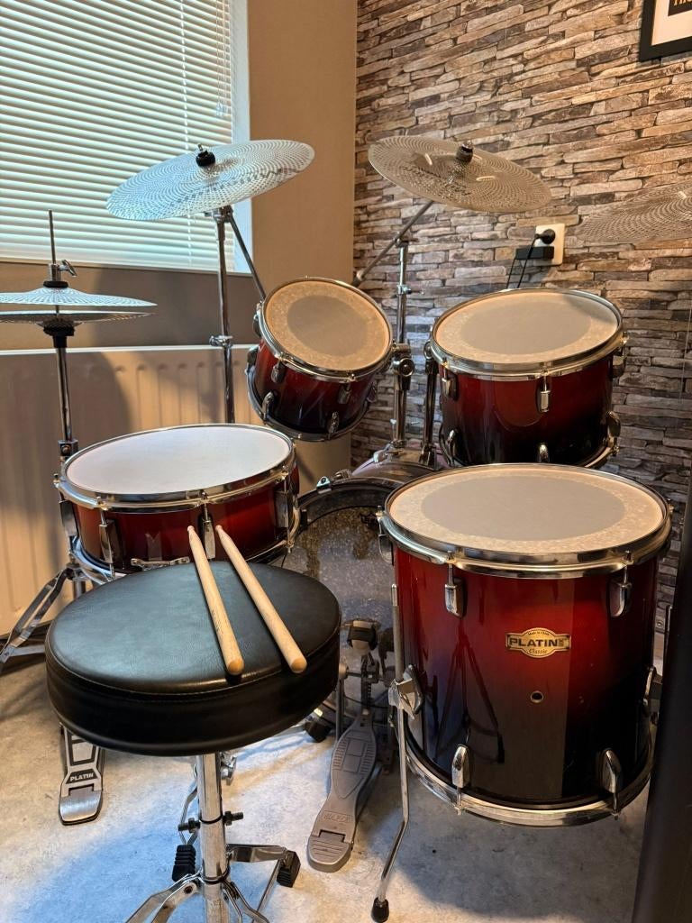 Drumstel gebruikt maar in goede staat, Muziek en Instrumenten, Drumstellen en Slagwerk, Ophalen, Gebruikt, Overige merken