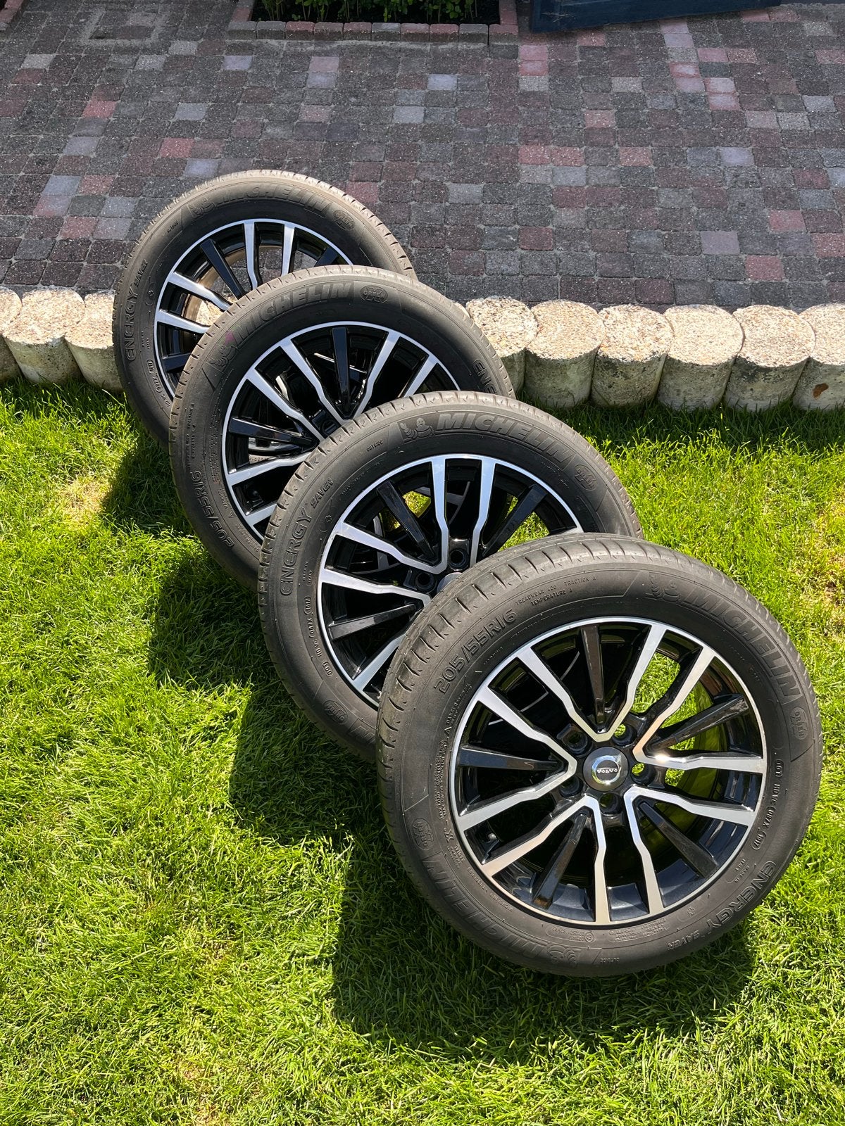 4 Volvo V40 duo-tone velgen met Michelin zomerbanden, Ophalen, Gebruikt, 16 inch, Banden en Velgen