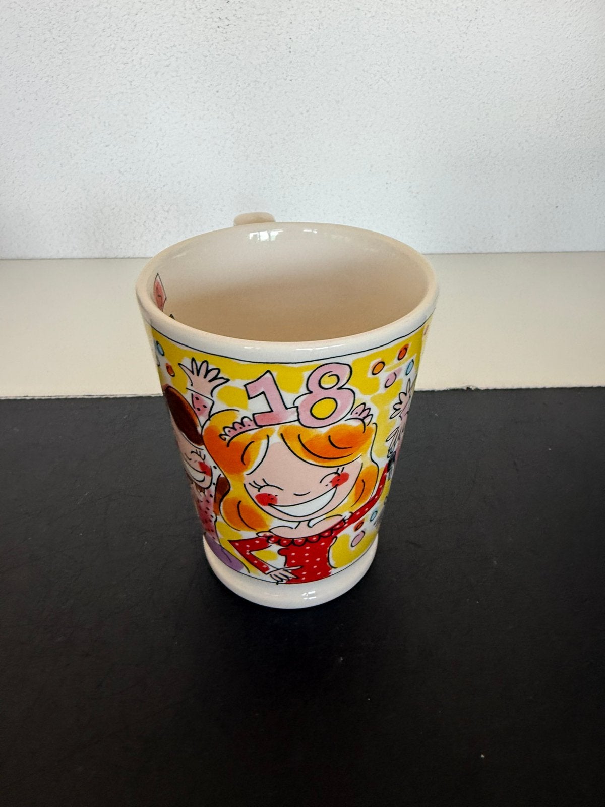 XL mok 18 jaar blond Amsterdam, Huis en Inrichting, Keuken | Servies, Ophalen of Verzenden, Zo goed als nieuw, Aardewerk, Kop(pen) en/of Schotel(s)