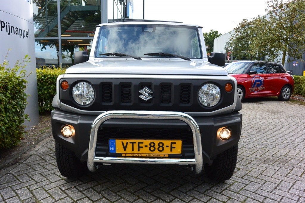 Suzuki JIMNY 1.5 Professional AllGrip (4x4) Vele extra's, Auto's, Gebruikt, 4 cilinders, Met garantie (alle), Bedrijf