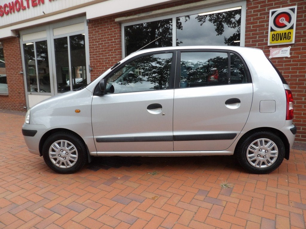 Hyundai ATOS 1.1i Active Cool, Auto's, 31 €/maand, 4 cilinders, 4 stoelen, Zilver of Grijs