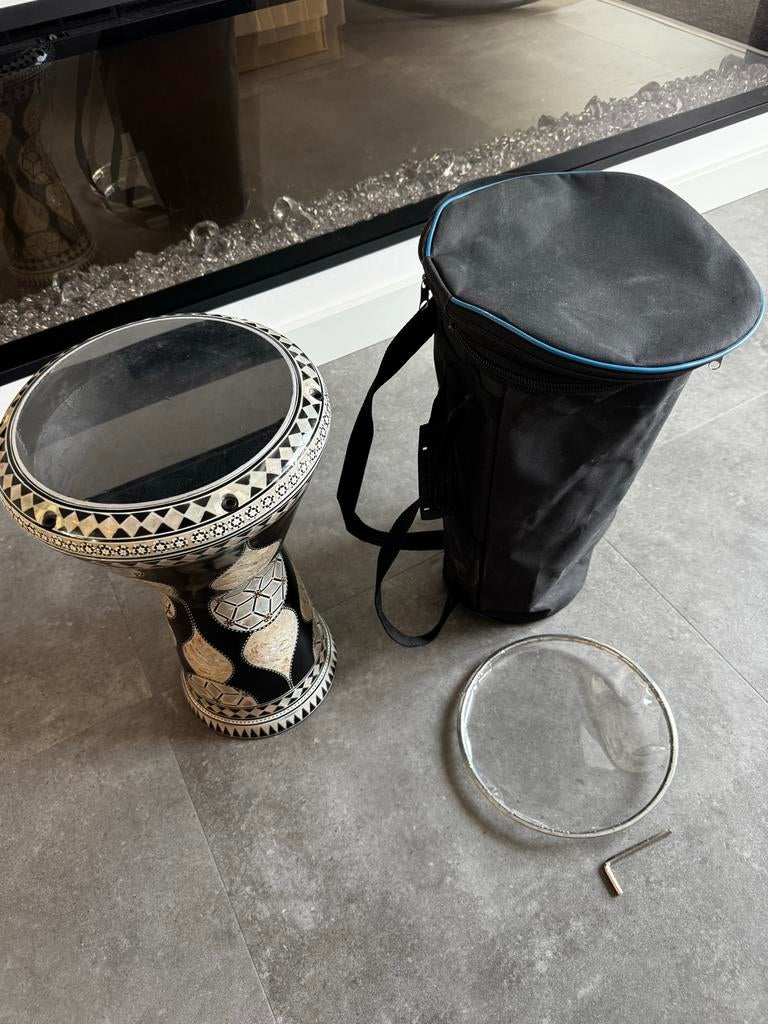 Darbuka - Doumbek - Trommel  met draagtas en extra blad, Muziek en Instrumenten, Ophalen, Zo goed als nieuw, Overige merken