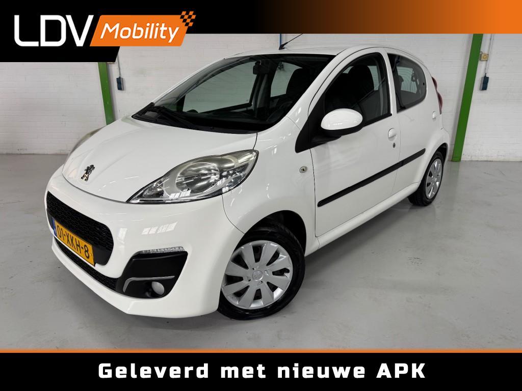 Peugeot 107 1.0 ACTIVE / Trekhaak / Airco / 5-deurs / Nette, Auto's, Peugeot, Voorwielaandrijving, Euro 5, Gebruikt, 4 stoelen