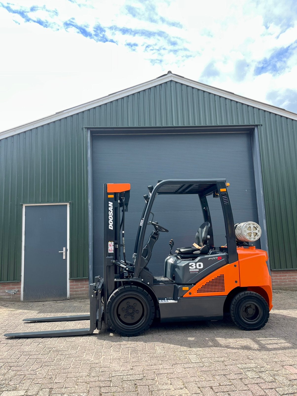 Doosan G30 P-7- heftruck LPG - triple mast - NIEUWSTAAT !!!, Doosan, Heftruck, Doosan, Ophalen