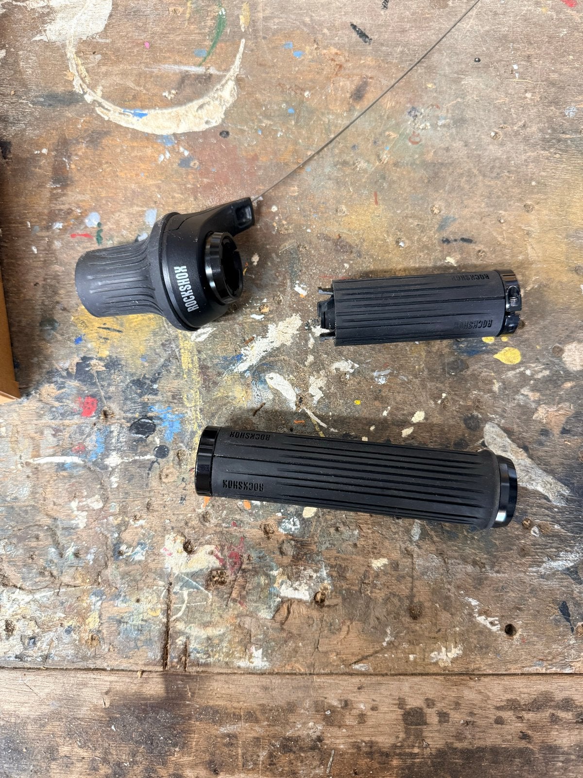 Rockshox TwistLoc lockout met handvaten en bekabeling, Overige typen, Kunststof, Ophalen of Verzenden, Zo goed als nieuw