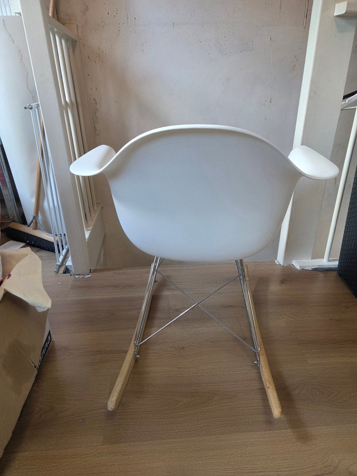 Schommelstoel, Huis en Inrichting, Stoelen, Wit, Zo goed als nieuw, Eén, Ophalen