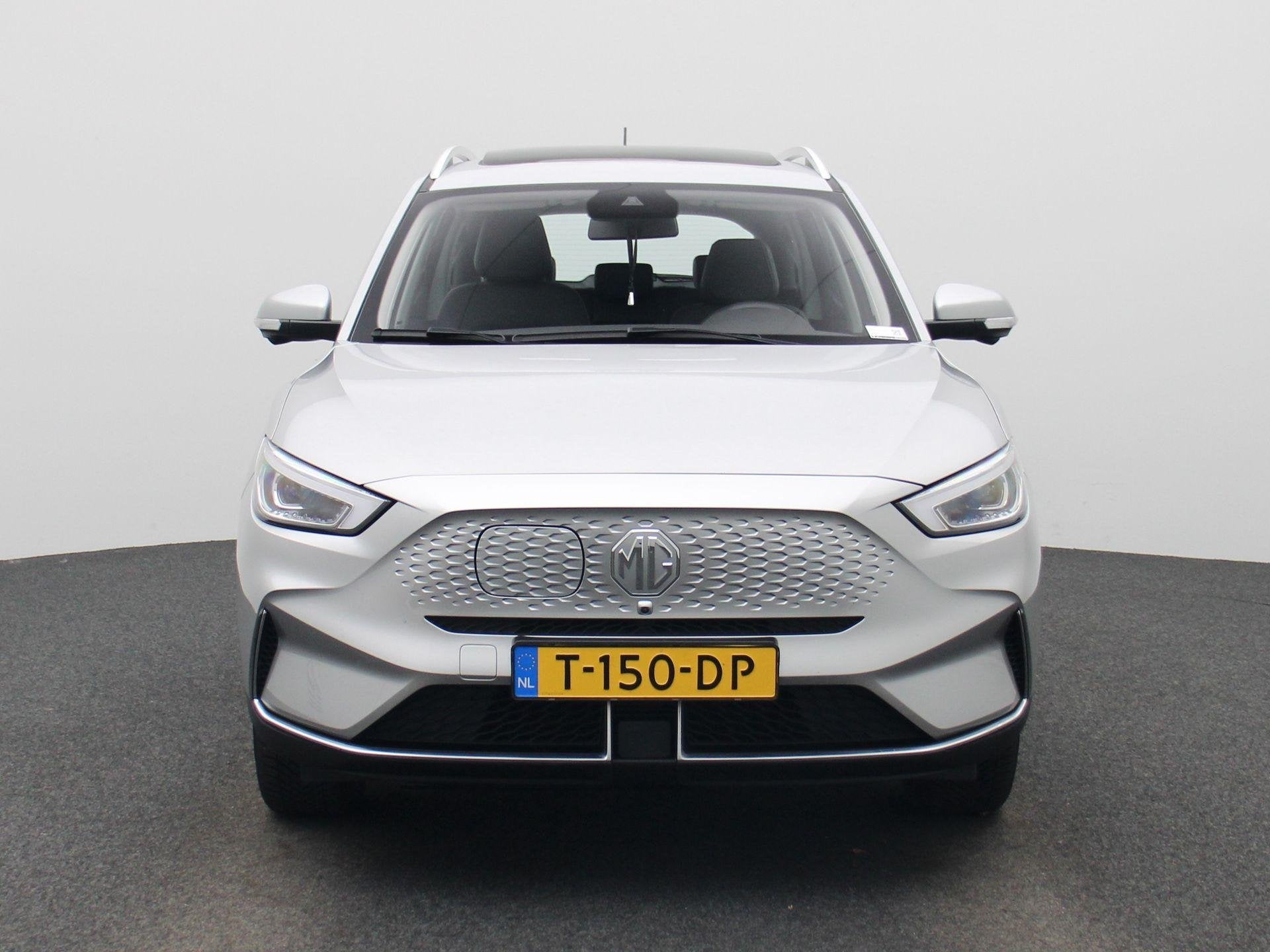 MG ZS EV Long Range Luxury 70 kWh, Auto's, 12 maanden, Gebruikt, ZS, Origineel Nederlands