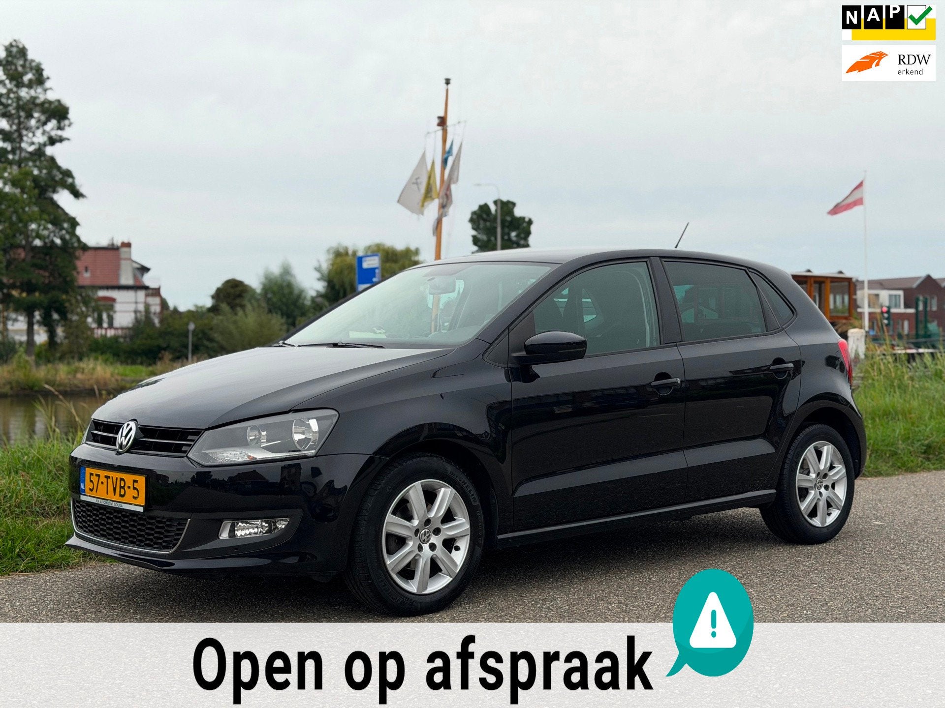 Volkswagen Polo 1.2 TSI Highline DSG DEALER ONDERHOUDEN CLIM, Auto's, Euro 5, Stof, 4 cilinders, Zwart